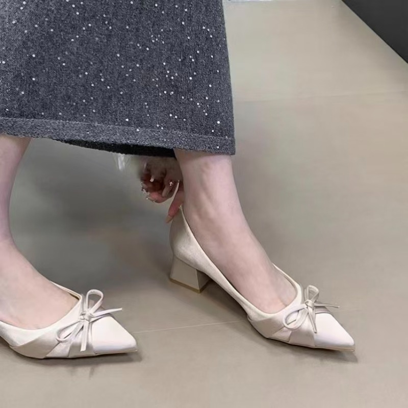 Retro Mid-length Single Shoes  - đánh giá và giá Women Fashion Heels